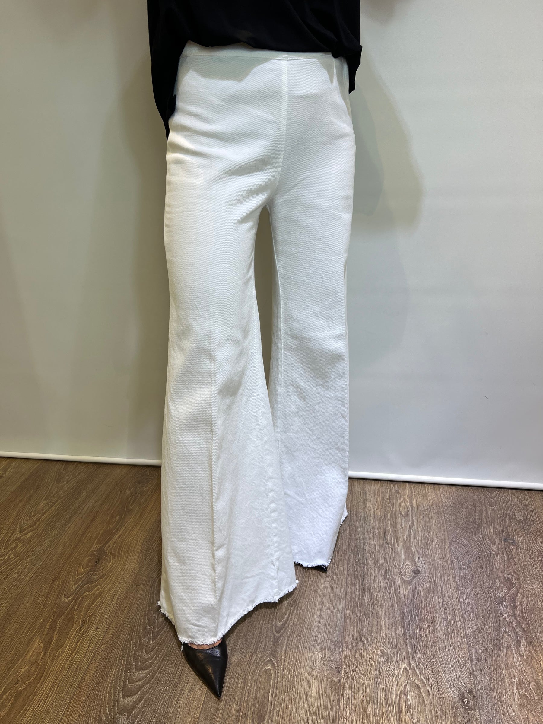 Pantalone largo