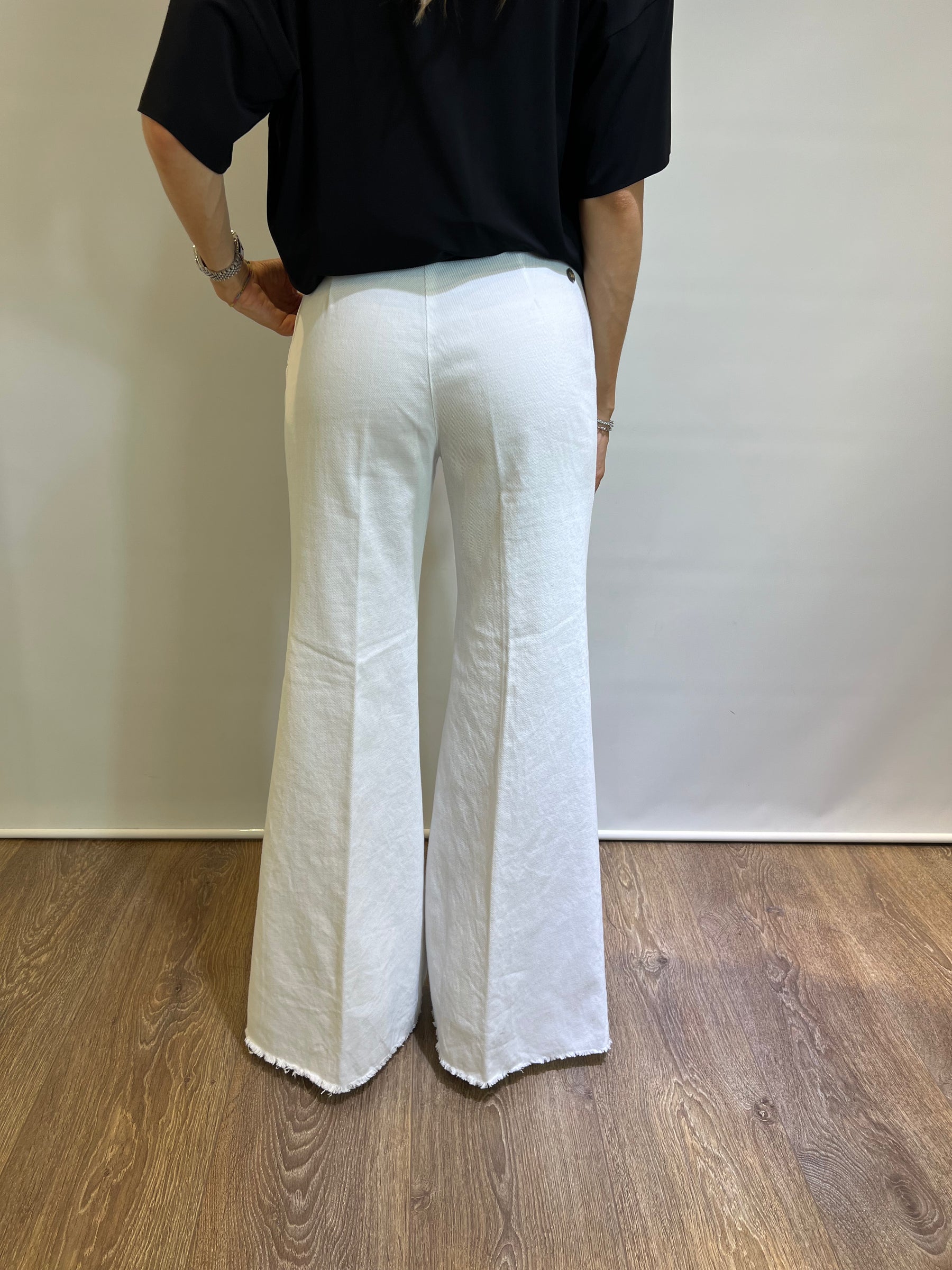 Pantalone largo