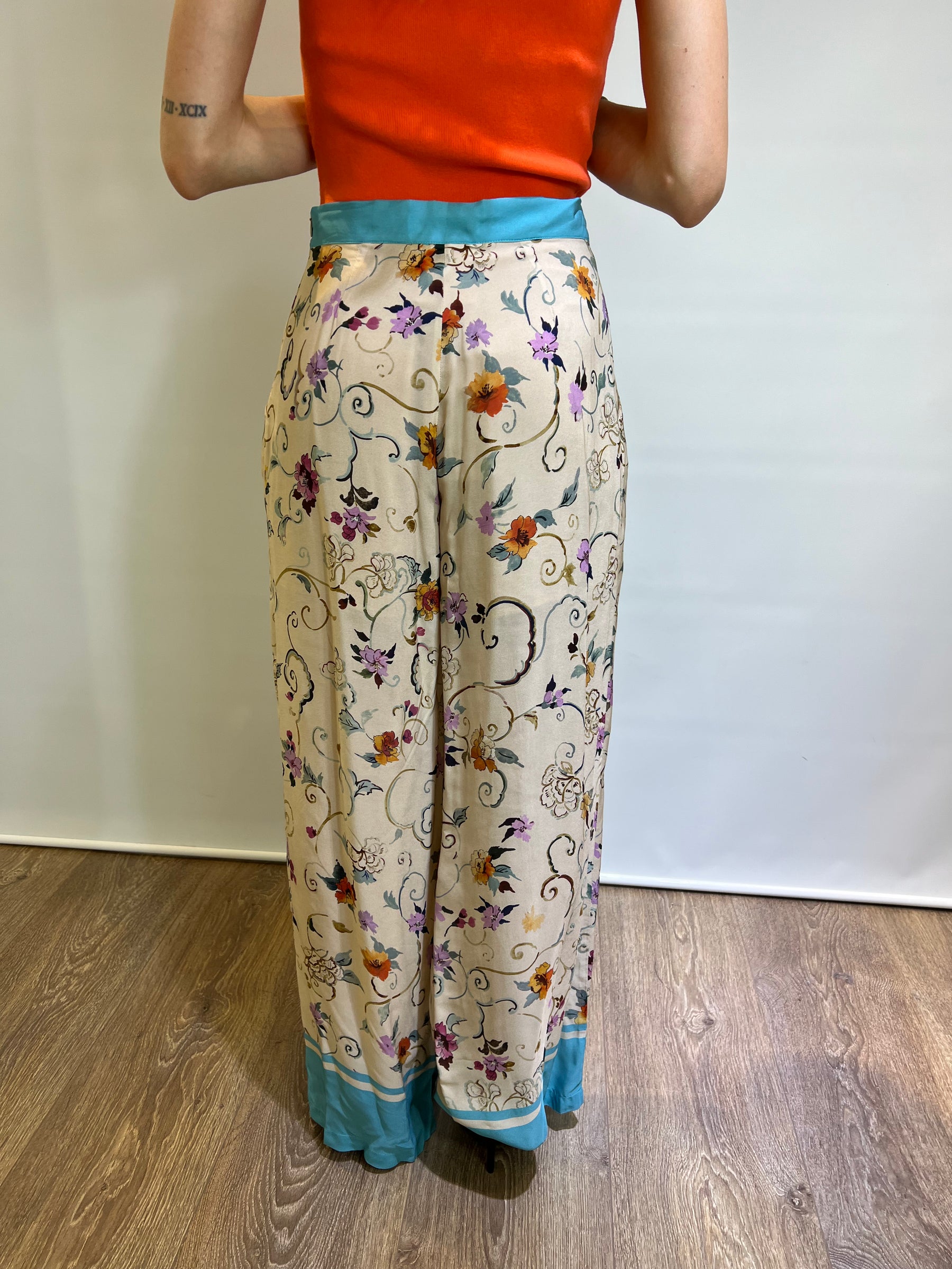 Pantalone floreale