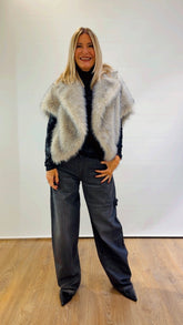 Eco pelliccia smanicata Liviana Conti