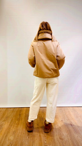 Giubbo con collo in ecopelliccia