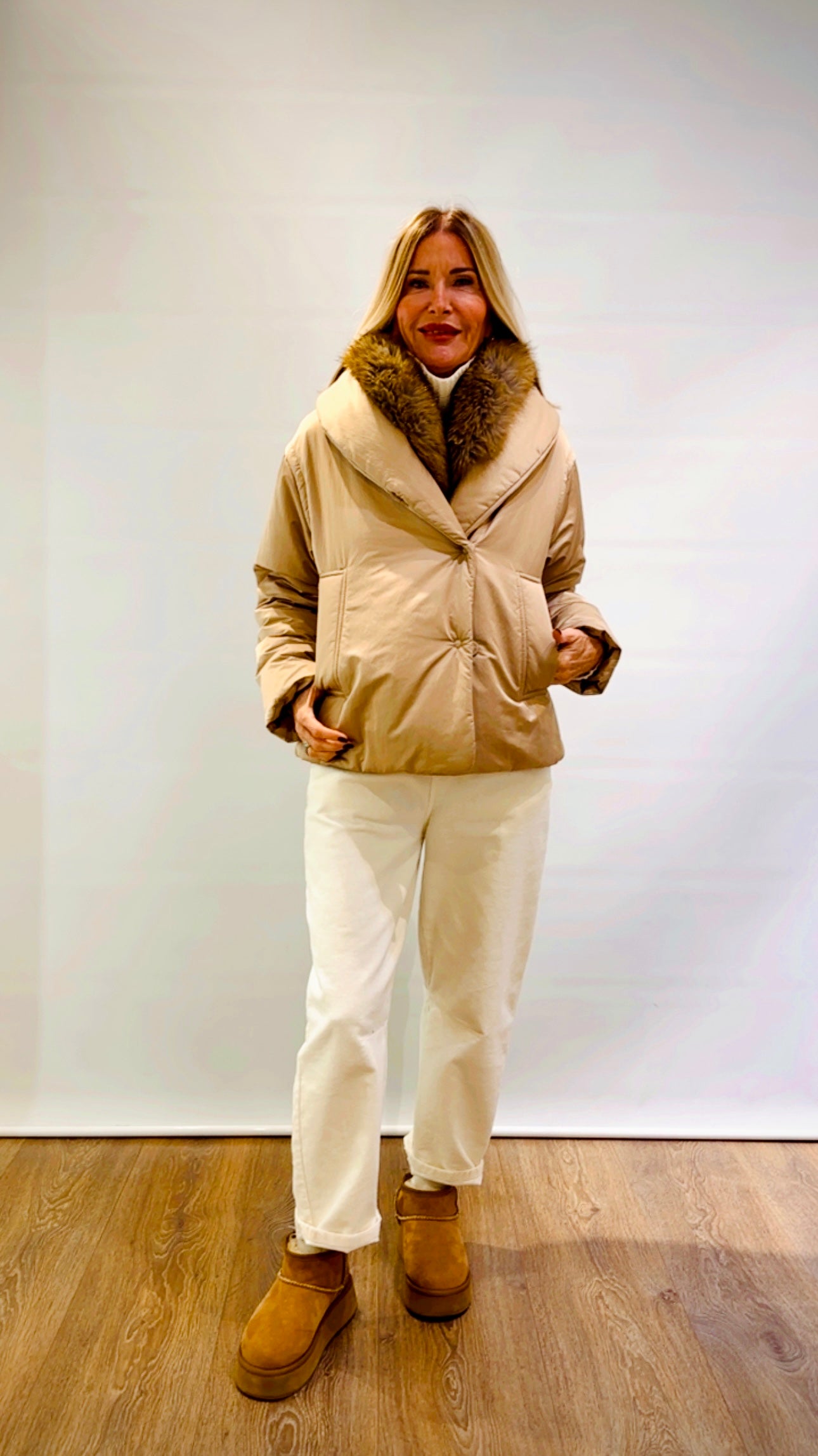 Giubbo con collo in ecopelliccia