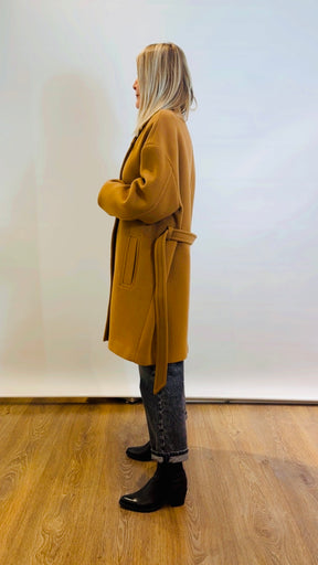 Cappotto monopetto corto con cintura Pinko