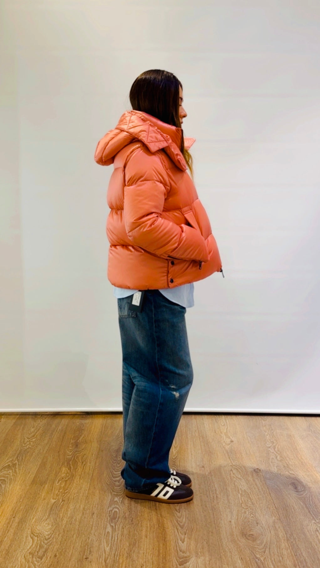 Piumino corto con cappuccio Violanti