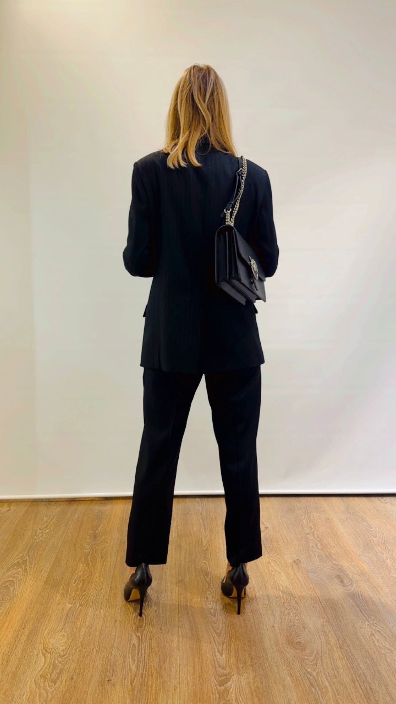 Completo gessato Jucca