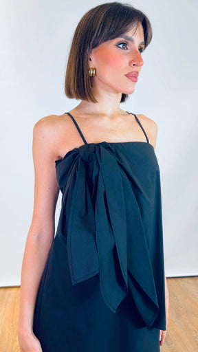 Abito midi con fiocco