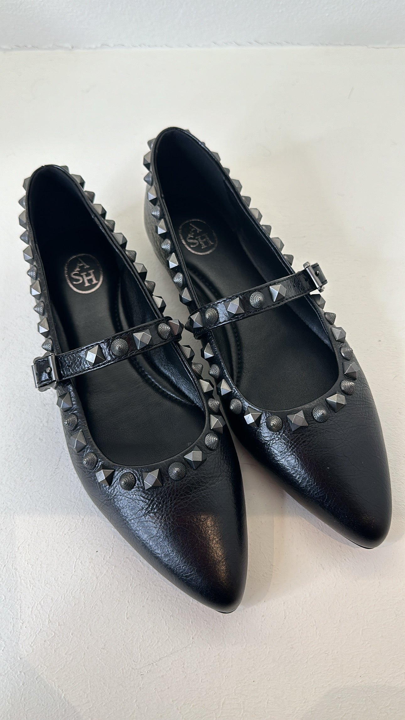 Ballerina Beatnik studded ballet flat