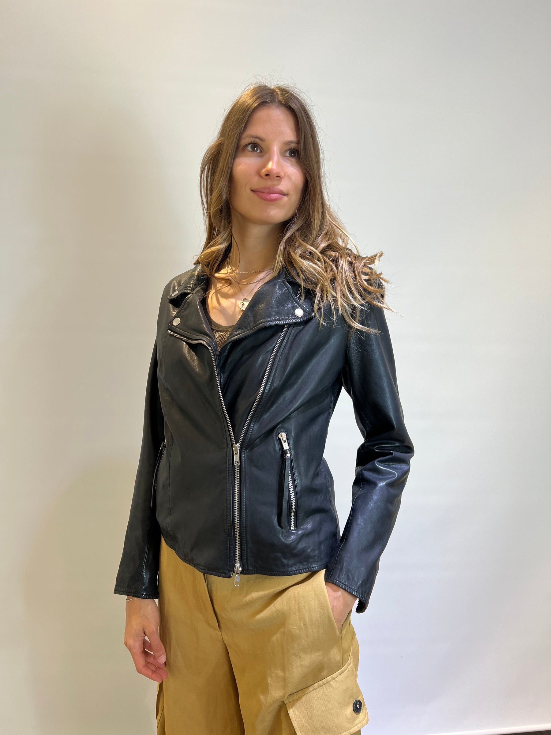 Chiodo in pelle