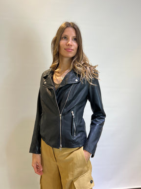 Chiodo in pelle