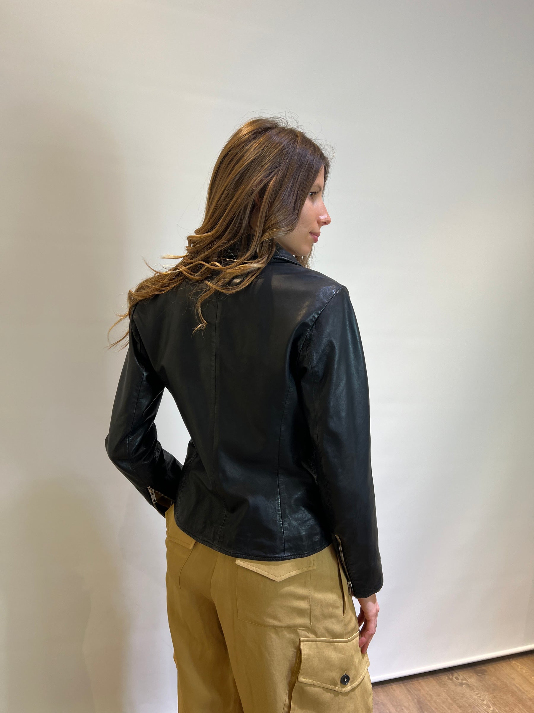 Chiodo in pelle