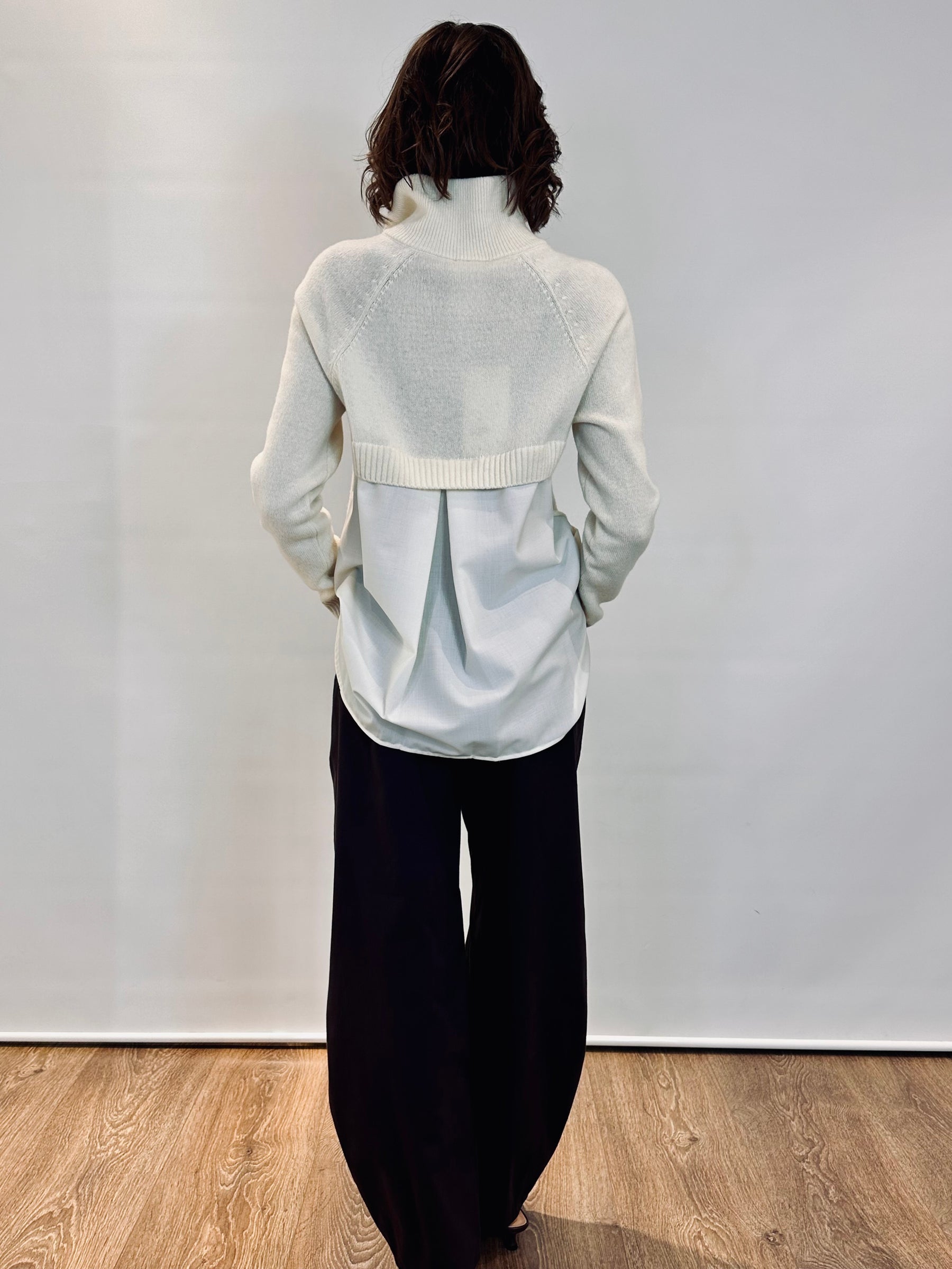 Maglia con zip sul collo