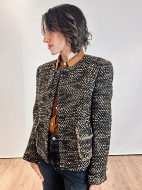 Giacca modello chanel