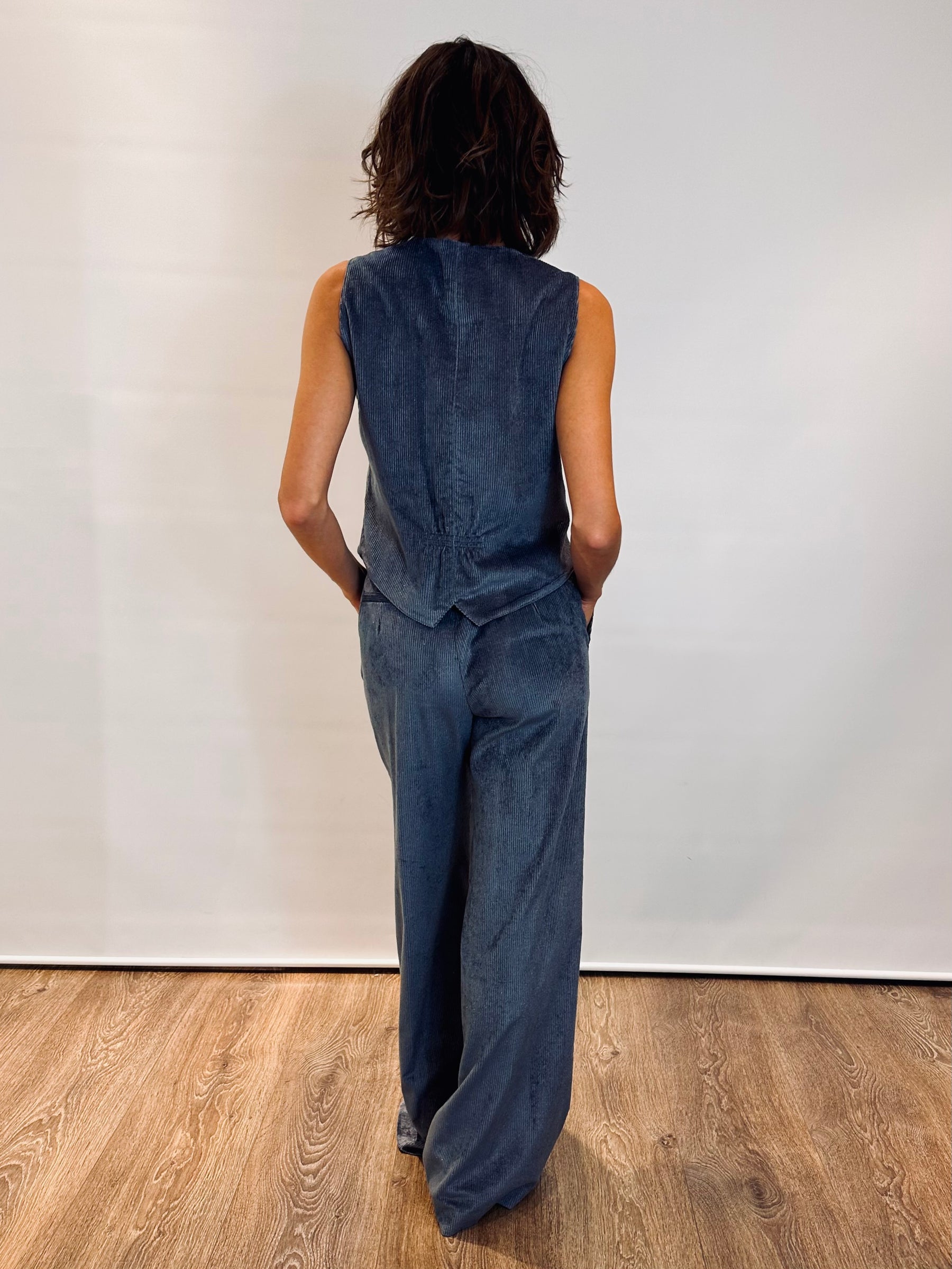 Completo gilet pantalone in velluto