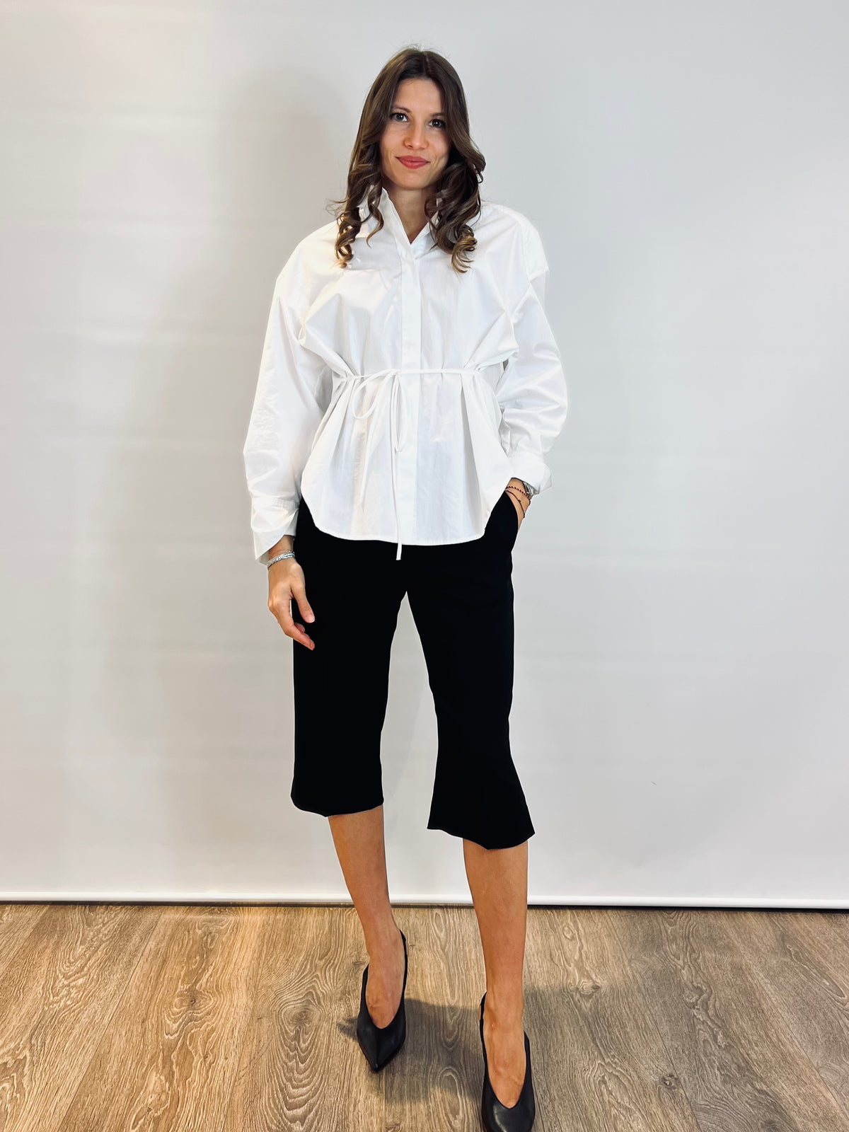 Camicia allacciata in vita