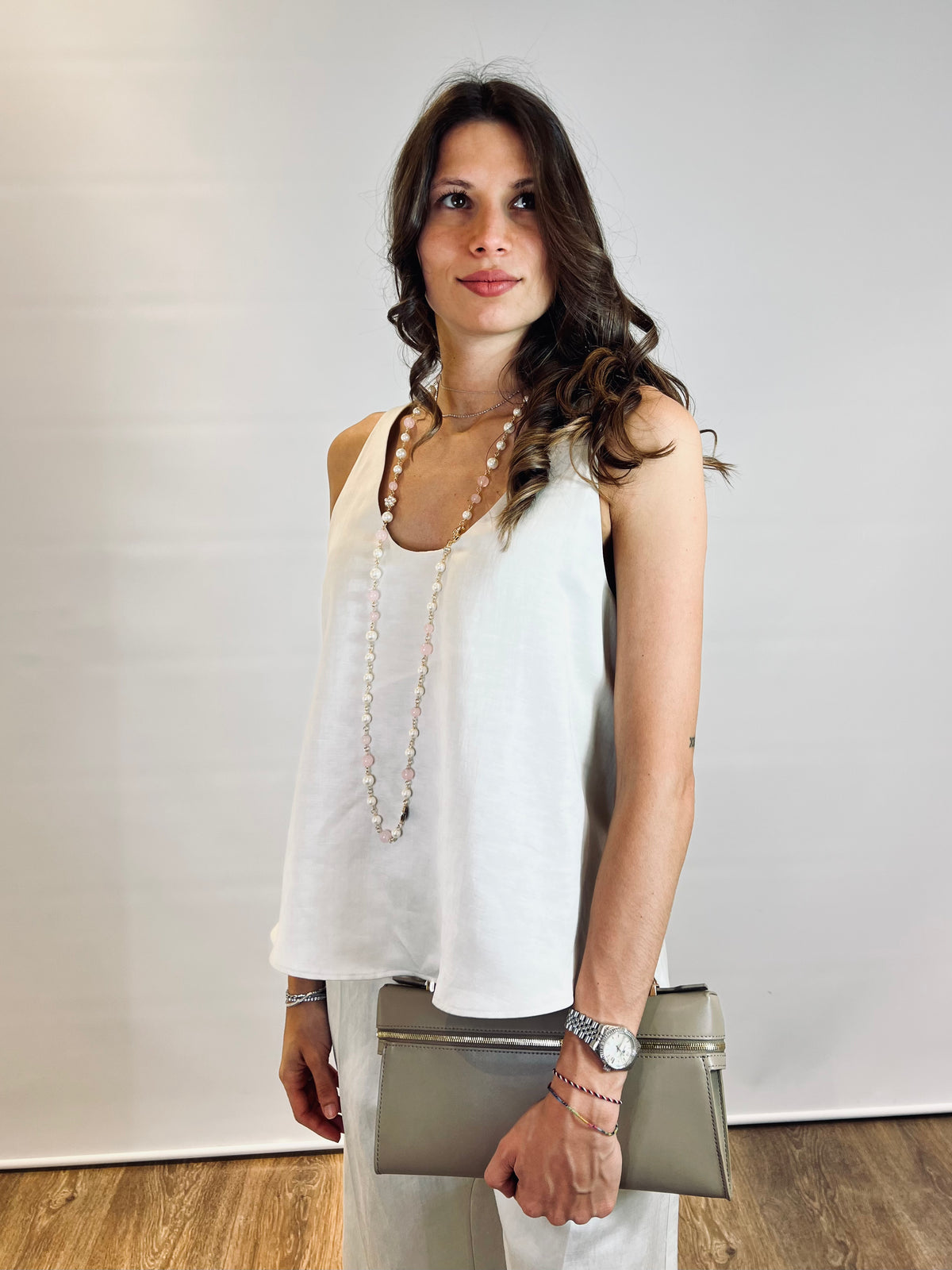 Canotta con scollo a V