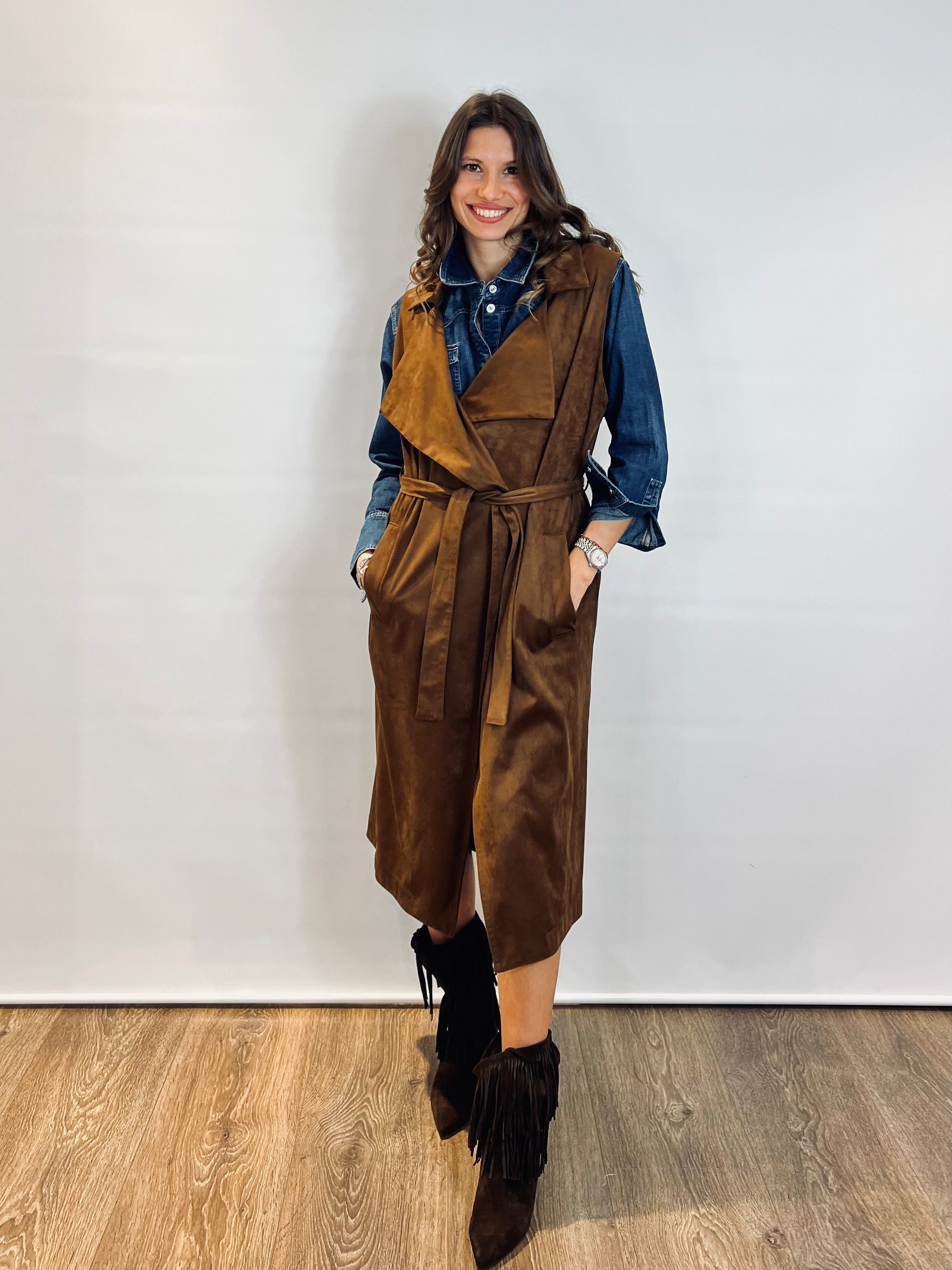 Trench smanicato eco