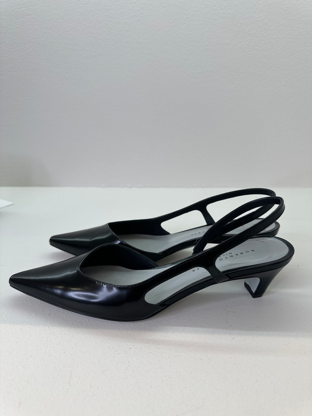 Slingback a punta