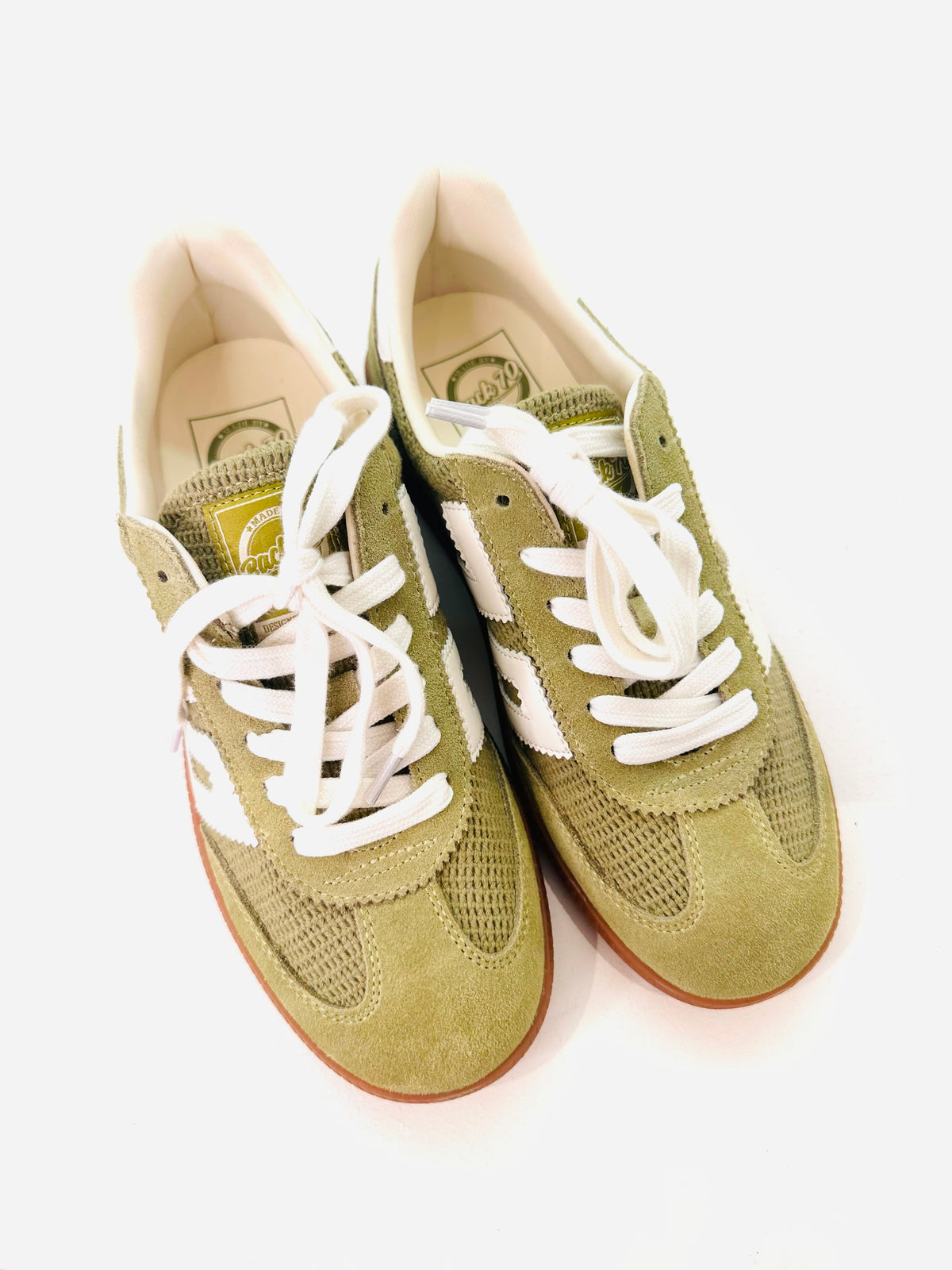 Sneakers Ghost