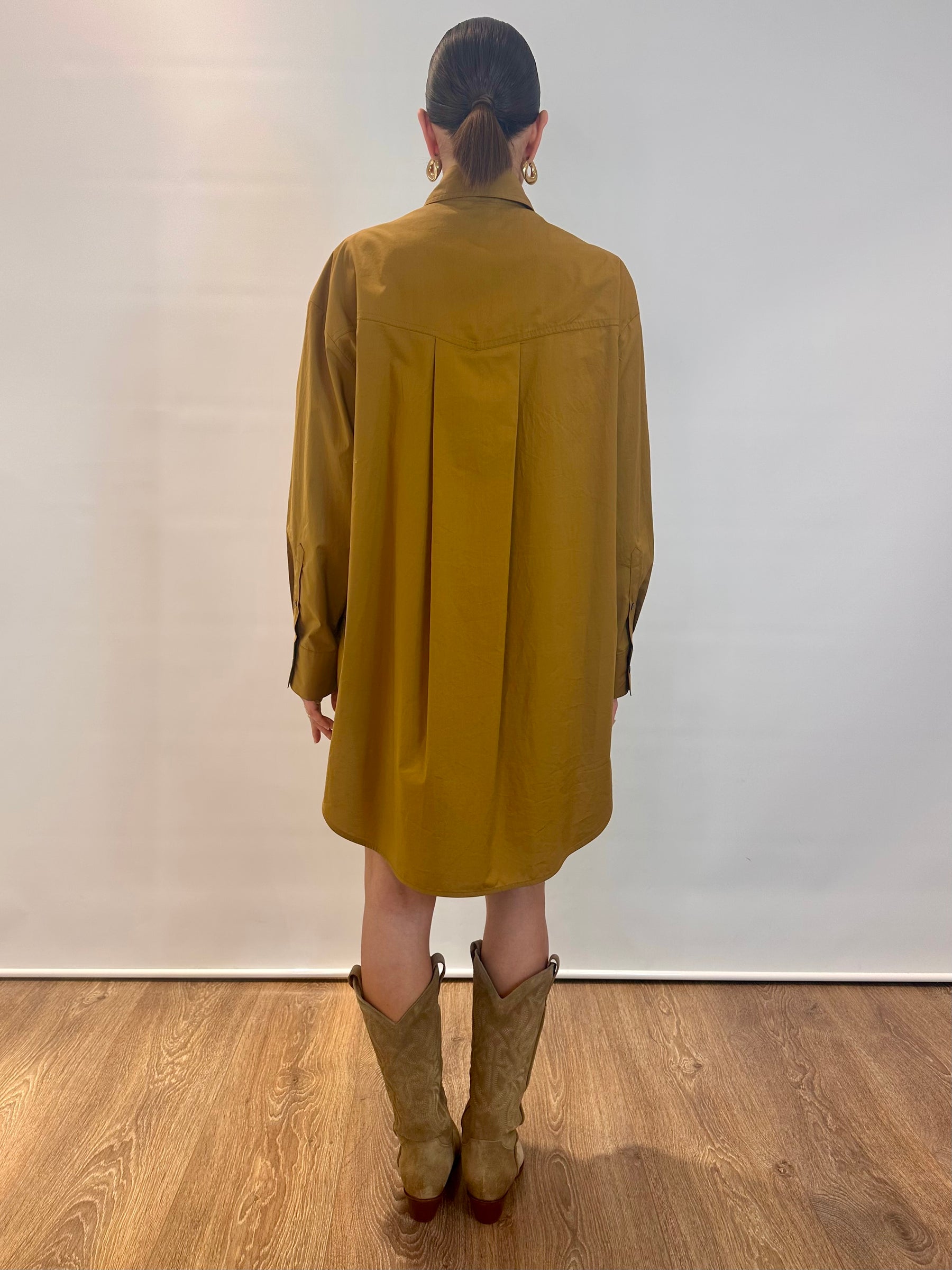 Abito camicia con frange